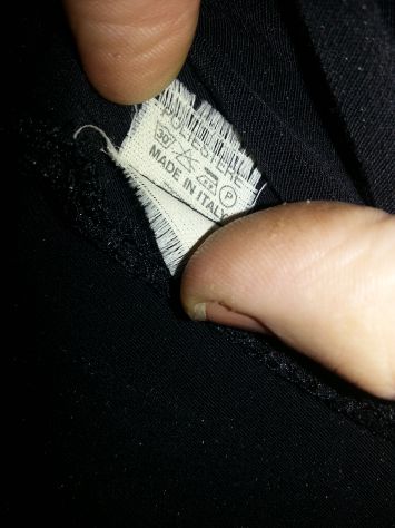 UNA MINIGONNA NUOVA,VINTAGE,VERO MADE IN ITALY,ELEGANTE,NERA,TG.S,LEGGERMENTE EL - Foto 3