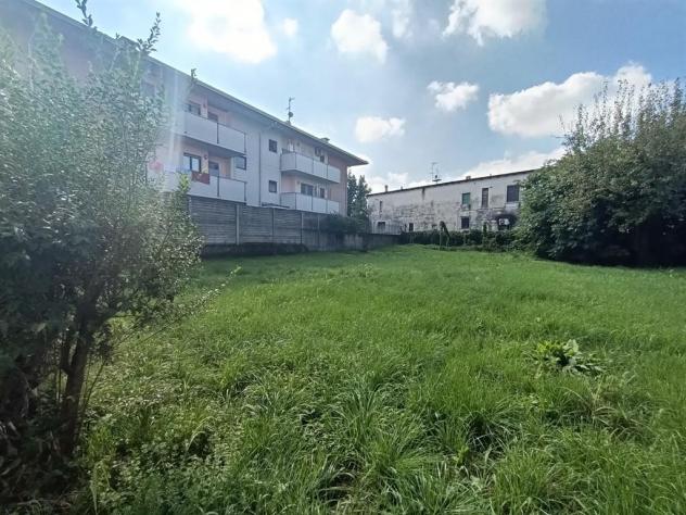 VILLA Indipendente da ristrutturare con Ben Oltre 1000 mq. di Giardino - Foto 18