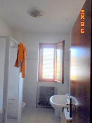 Immobile in asta di 117 m² con più di 5 locali e box auto in vendita a Grottammare - Foto 12