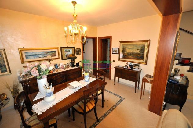 Prestigiosa Villa con giardino " Cimilla " - Foto 6