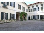 Palazzo / Stabile di 1525 m² con più di 5 locali in vendita a Sizzano