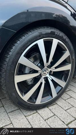 VOLKSWAGEN Maggiolino Cabrio TDI 150CV DSG pelle Apple CarPlay 19" Xenon rif. 24080208 - Foto 4