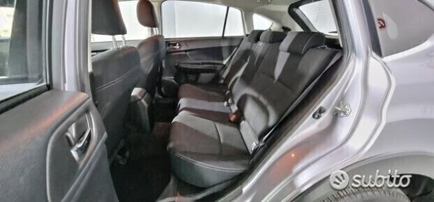 SUBARU Xv 2.0d 147cv 4X4 exclusive anno 2014 - Foto 9