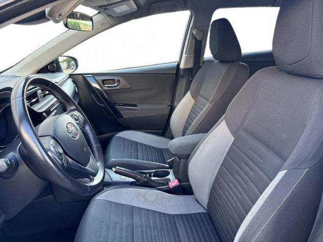 Toyota Auris 1.8 Hybrid Lounge - Foto 10