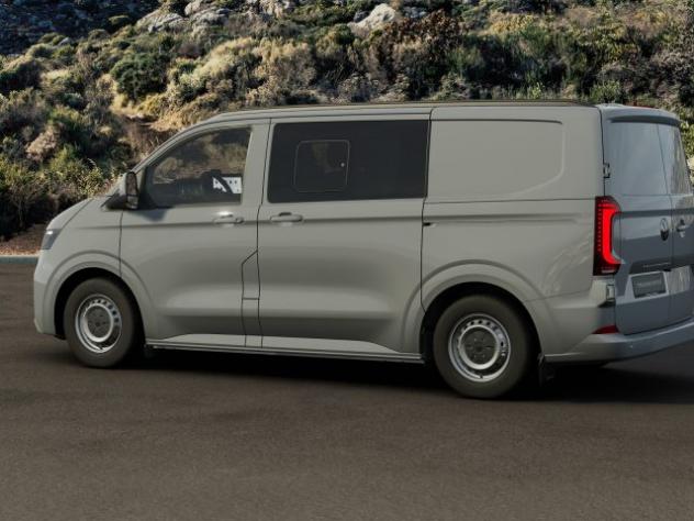 VOLKSWAGEN Transporter t7 t7 32 kombi n1 2.0 tdi 150cv l1 rif. 24062661 - Foto 3