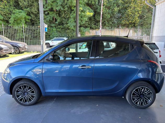 Lancia Ypsilon 1.0 FireFly 5 porte S&S Hybrid Alberta Ferretti - Foto 3