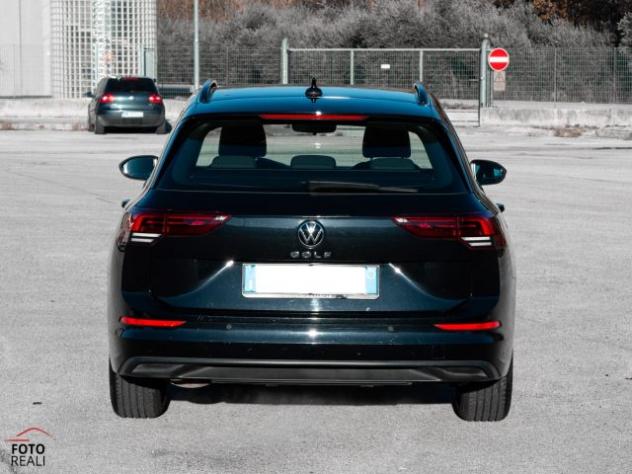 VOLKSWAGEN Golf VARIANT 2.0 TDI 115 CV LIFE LED rif. 24032179 - Foto 5