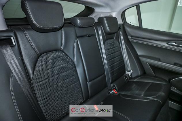 Alfa Romeo Stelvio 2.2 Turbodiesel 210 CV AT8 Q4 Executive - Foto 8
