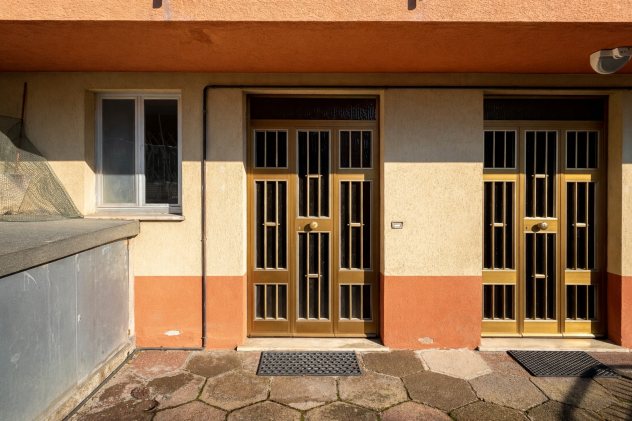 Occasione a Camerano: garage 85 mq fuori terra + ufficio - Foto 4