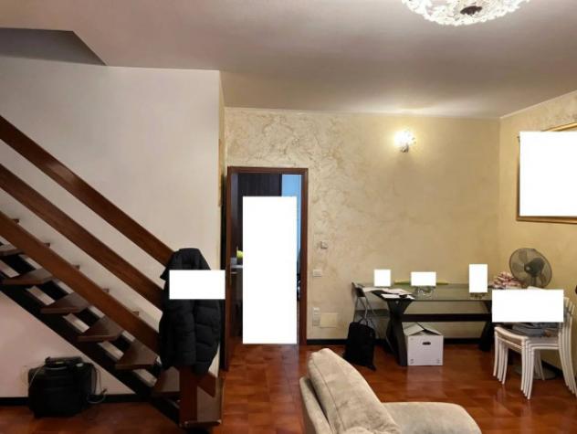 Immobile in asta di 126 m² con più di 5 locali e box auto in vendita a Burago di Molgora - Foto 8