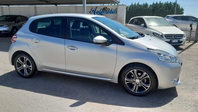 Peugeot 208 1.4 HDi 68 CV 5 porte Active - Foto 4