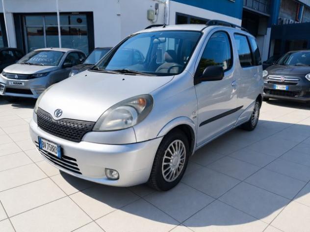 TOYOTA Yaris Verso 1.3i 16V Ok Neopatentati rif. 23983008 - Foto 3