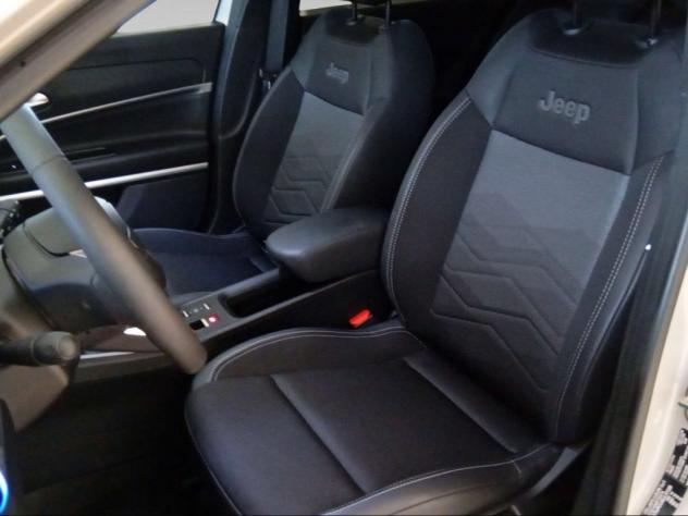 Jeep Avenger 1.2 turbo Summit fwd 100cv - Foto 8