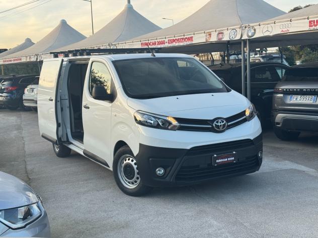 TOYOTA PROACE 3 POSTI IVA ESPOSTA