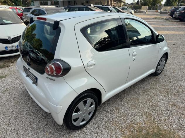 TOYOTA - Aygo - 12V VVT-i 5 porte Deep Ocean Connect - NEOPATENTATI - FINANZIABILE - Foto 8