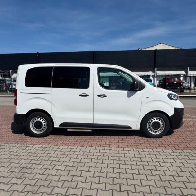 PEUGEOT Expert TRAVELLER 1.5 BlueHDi 120 S&S PC-TN COMBI COMPACT rif. 23794890