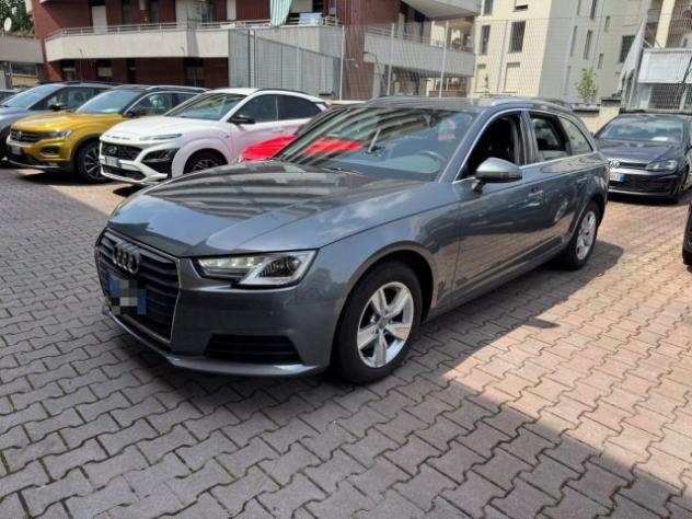 AUDI A4 Avant 2.0 TDI 150 CV S tronic Business rif. 23784552