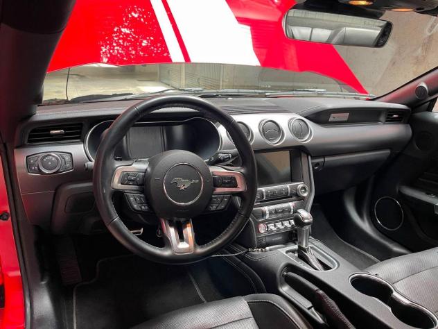FORD - Mustang - Foto 8