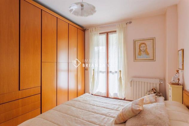 CARNATE: IN VENDITA VILLETTA BIFAMIGLIARE CON GIARDINO - Foto 11