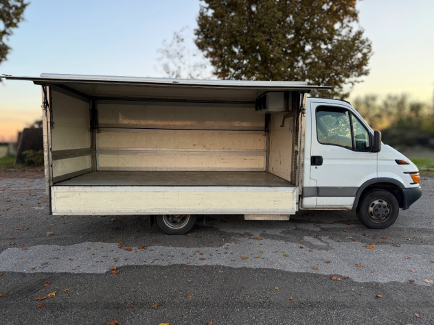 IVECO Daily - Foto 4