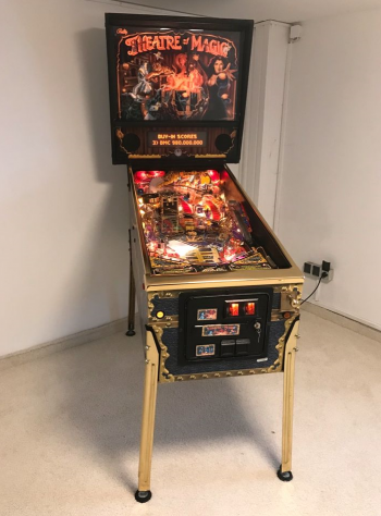 Flipper Pinball Theatre of Magic Bally