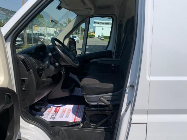 Peugeot Boxer 333 2.2 BlueHDi 140 S&S PC-TN Furgone - Foto 10