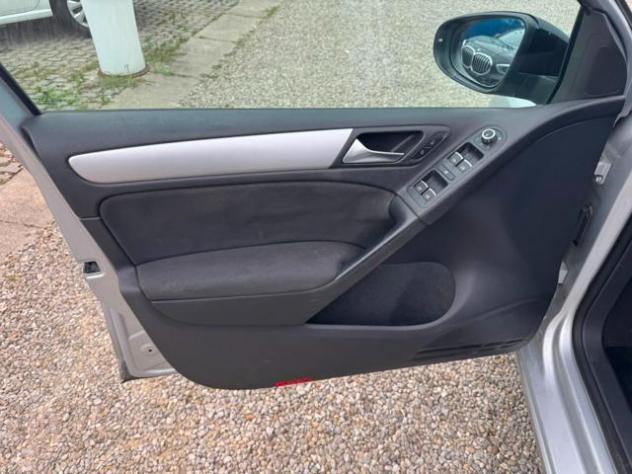 VOLKSWAGEN Golf 1.6 TDI DPF 5p. Highline rif. 23928274 - Foto 8