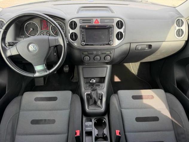 VOLKSWAGEN Tiguan 2.0 16V TDI DPF Trend & Fun (18°) rif. 24000183 - Foto 7