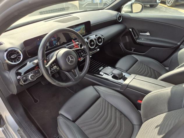 Mercedes-Benz Classe A A 180 d Business auto - Foto 6