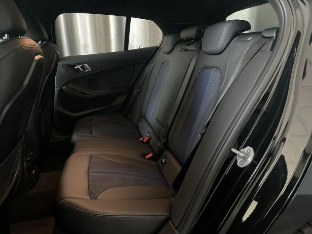 BMW Serie 1 120i 5p. Msport - Foto 9
