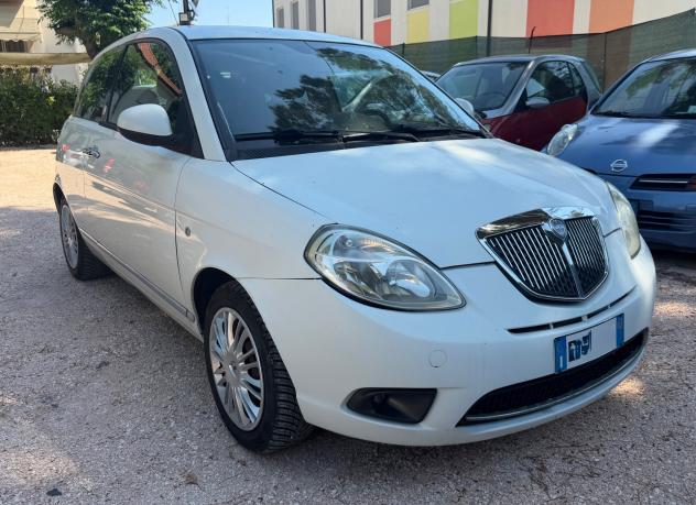 Lancia Ypsilon 1.4 Argento Ecochic GPL - Foto 6