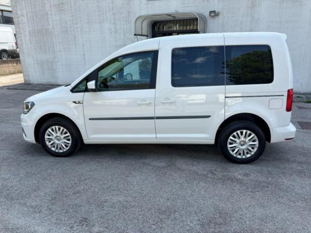 VOLKSWAGEN Caddy 1.4 TGI 5 posti Life rif. 23940506 - Foto 10