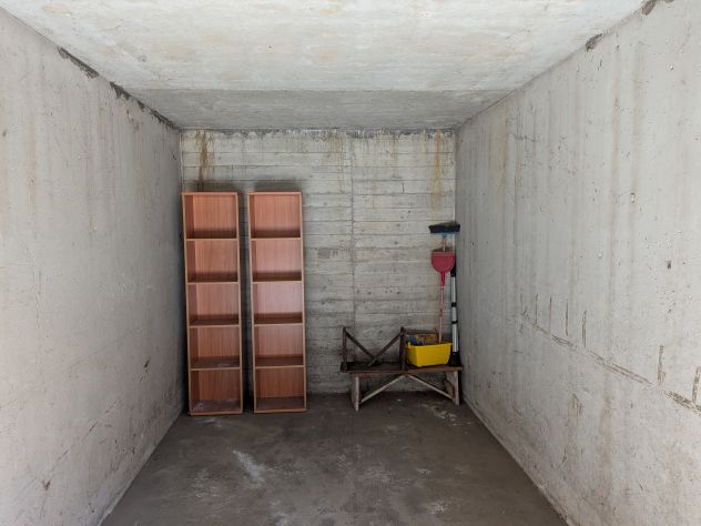 Privato vende BoxAuto singolo 14mq - Via Collegno, Alpignano - Prezzo Tarttabile