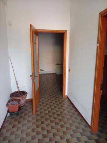 Immobile di 450 m² con più di 5 locali in vendita a Carpi - Foto 8