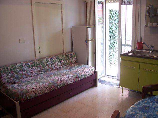Riccione vicinissimo al mare appartamento bilocale estivo - Foto 4