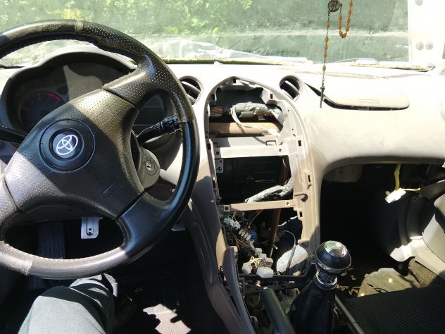 Toyota Celica T23 Incidentata + Ricambi – MOTORE PERFETTO (In Blocco) - Foto 10