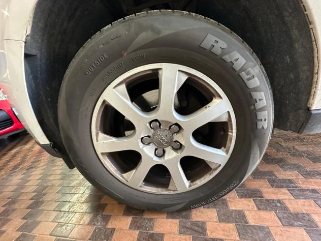 Audi Q5 2.0 tdi quattro 143cv dpf - Foto 9