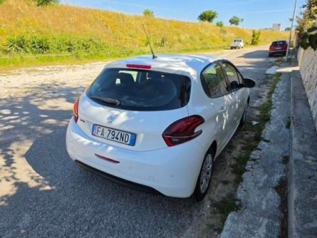 PEUGEOT 208 1° serie 1.4 HDi 68 CV 5 porte Active rif. 23749865 - Foto 3