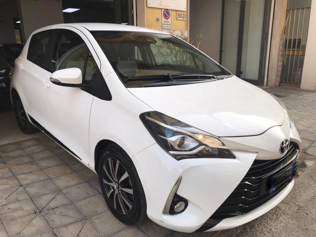Toyota Yaris 1.4 D-4D 5 porte Lounge - Foto 2