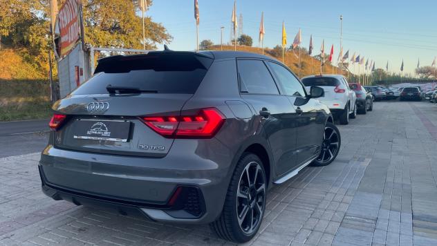 Audi A1 SPORTBACK| S-LINE| 116CV |LUCI AMBIENTE |RETROCAMERA |CERCHI 18'' | PELLE| PRONTA CONSEGNA| - Foto 4