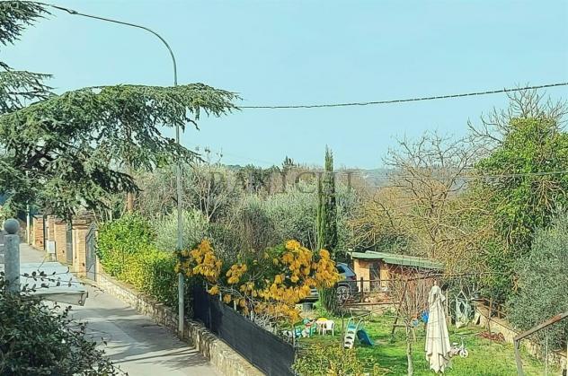Appartamento ristrutturato con terrazzi, cantina e posto auto - Asciano , fuori dal centro storico - Foto 5