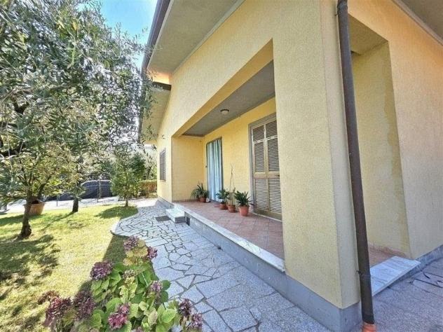Casa singola in vendita a Marina di Massa - Massa 100 mq Rif: 1430321