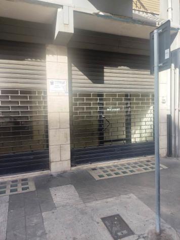 2 Vetrine in vendita a Bari