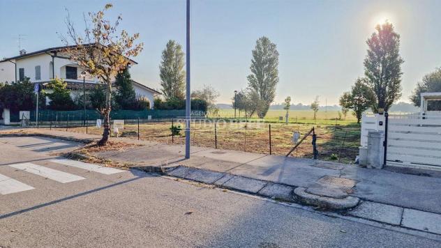 Lotto di terreno edificabile di 513 mq. a Mezzano