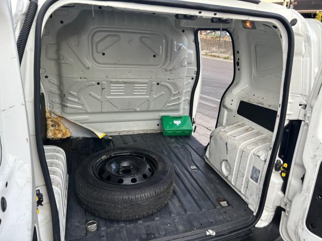 Fiat Fiorino 1.3 MJT 80CV Cargo SX - Foto 4