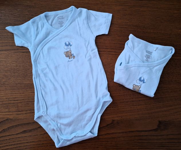 4 body Chicco taglia 12 mesi