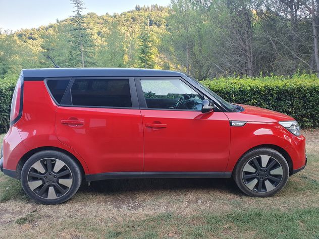 Privato vende Kia Soul 1.6 CRDi da 136 CV, anno 2016, con 199.000 km.