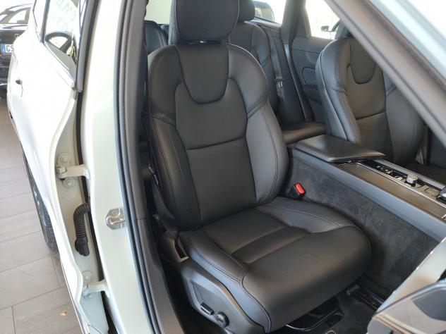 Volvo XC60 T6 Recharge Plug-in AWD Tetto Pelle Camera+Sensori - Foto 5