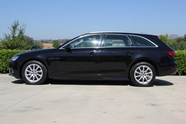 Audi A4 2.0 TDI 150 CV S tronic Business Sport (2018) - Foto 4