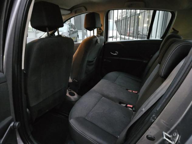 Renault Clio 1.2 16V TCE 105CV 5 porte - Foto 9